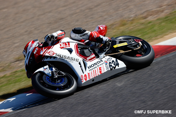 名越哲平が今季クラス初ポールポジション獲得！