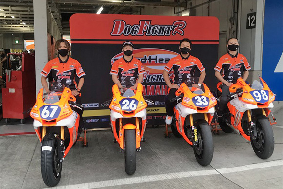 4台体制でST1000クラスに挑むドッグファイトレーシング
