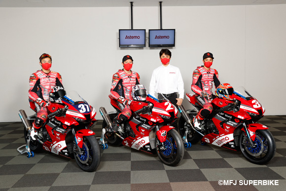 ダブルタイトルを狙うAstemo Honda Dream SI Racing