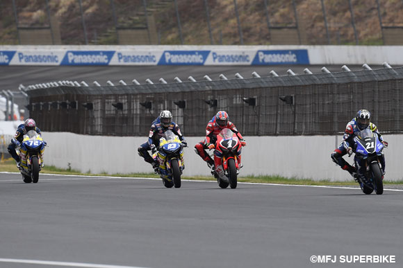 JSB1000クラスもてぎ大会レース１