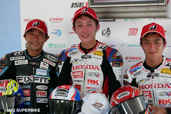 岩戸亮介、激しい争いを最後に再逆転、2連勝！