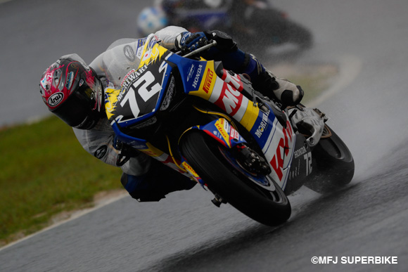 高橋裕紀、雨のセッションでポールポジション！