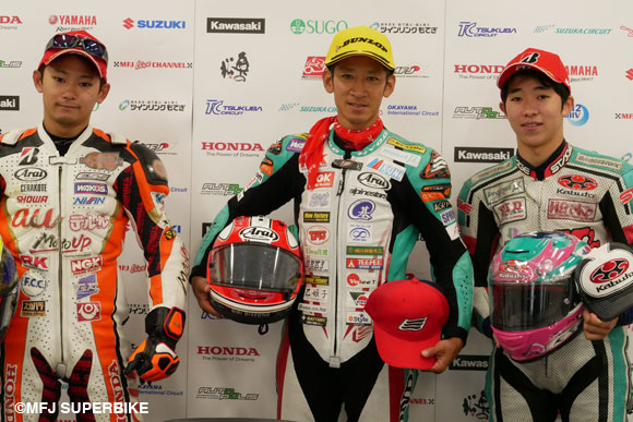 小室旭、雨中のレースで今季初勝利！中島元気がチャンピオン獲得！