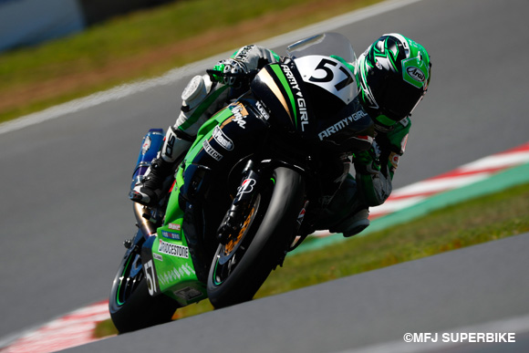 若手を起用し2台体制で臨むteamMF&kawasaki