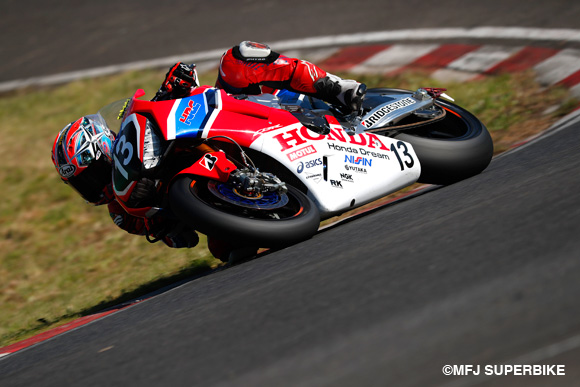 高橋巧がトップタイムスタート