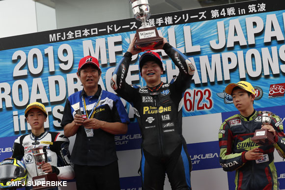 福嶋佑斗が激しい雨の攻防で逆転！全日本初優勝！