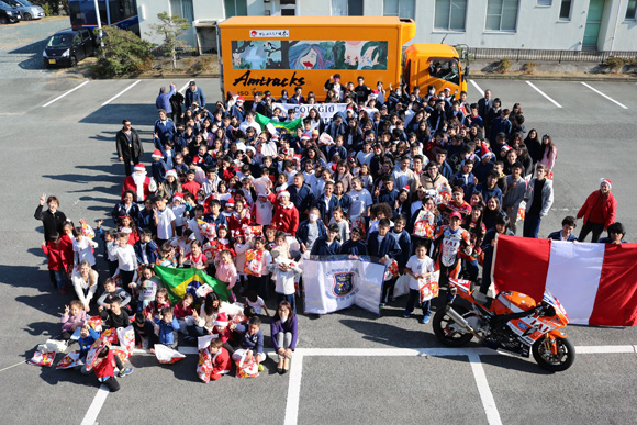 今年もJSB1000マシンでOGAサンタが現る！