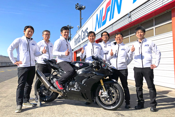 岩田悟を起用し今年もJSB1000にフル参戦するTeam ATJ